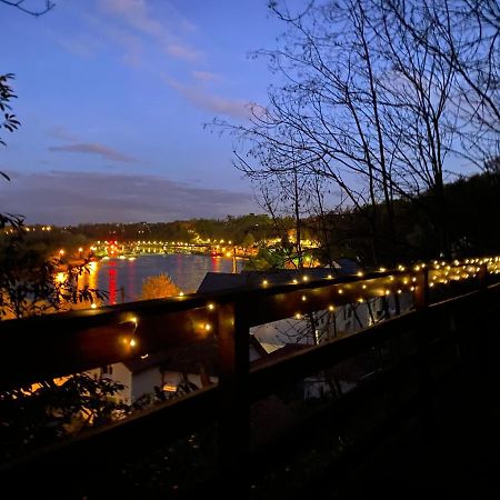 Chalet En Bord De Seine Βίλα Le Coudray-Montceaux Εξωτερικό φωτογραφία